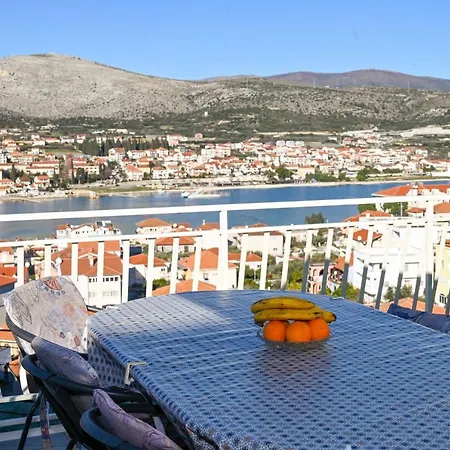 4holiday Apartament Trogir