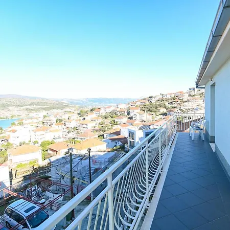 4holiday Apartament Trogir